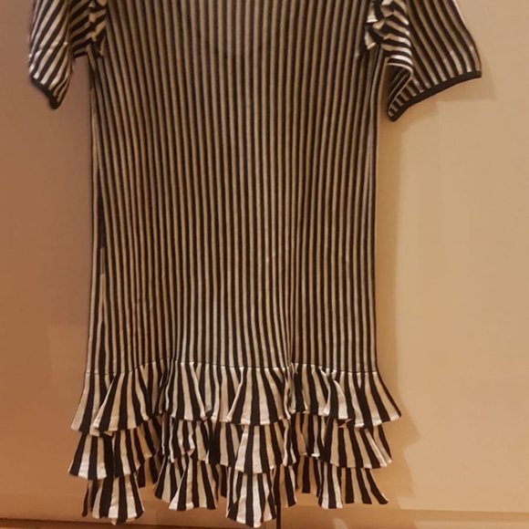 French Connection Black & White Sripe Dress - Picture 2 of 5